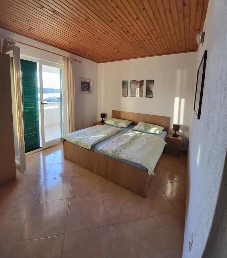 Apartmani Mira Supetarska Draga Luaran gambar