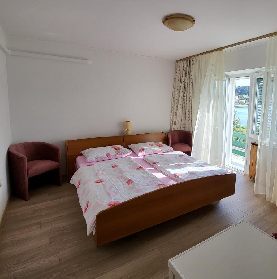 Apartmani Mira Supetarska Draga Luaran gambar