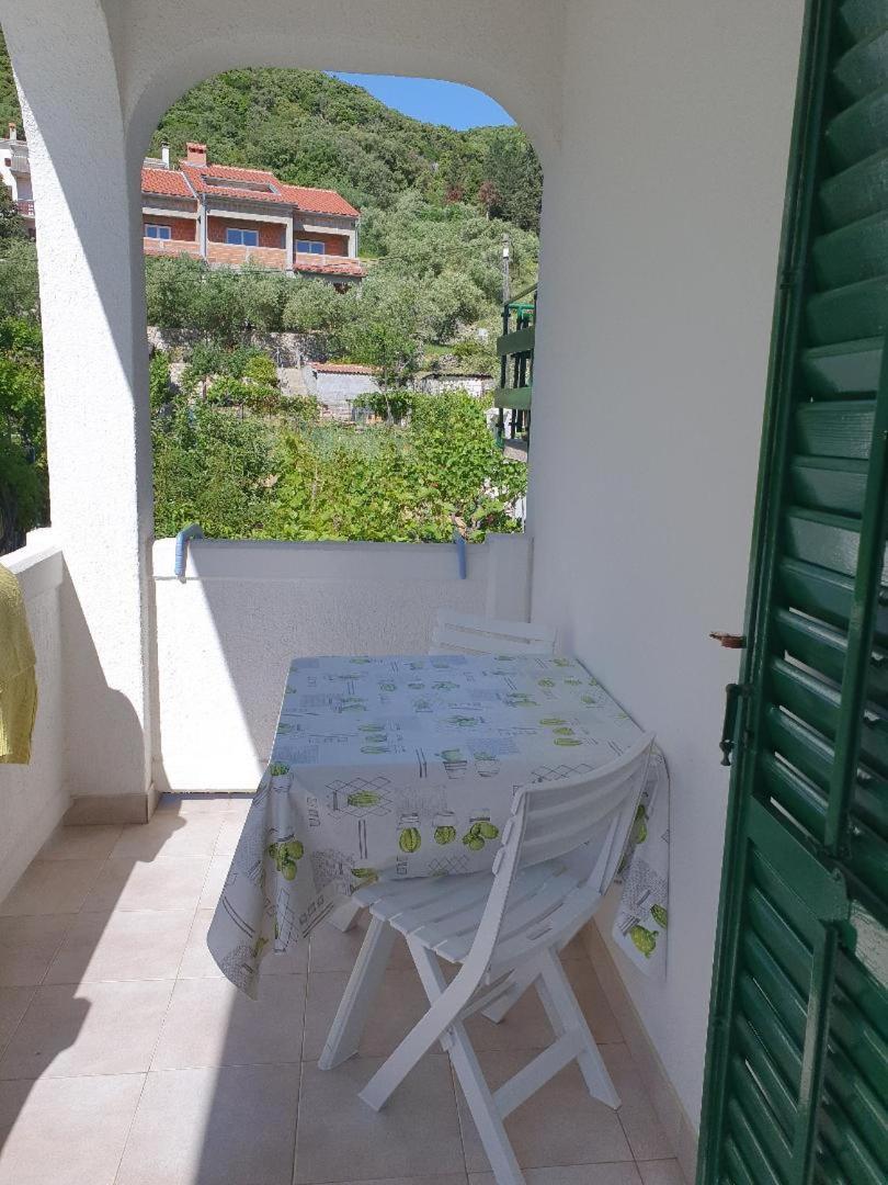 Apartmani Mira Supetarska Draga Luaran gambar