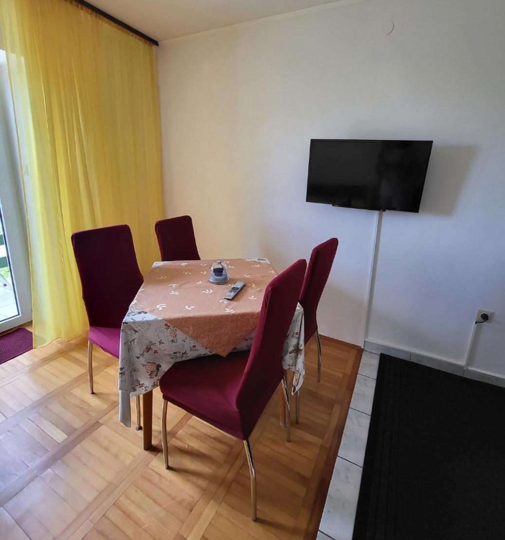 Apartmani Mira Supetarska Draga Luaran gambar