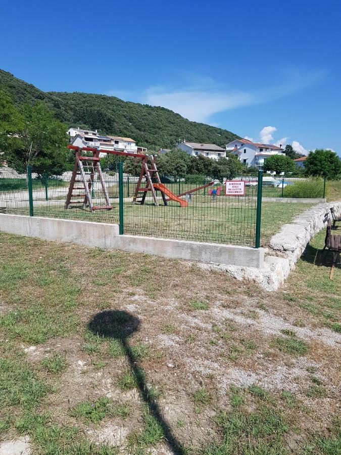 Apartmani Mira Supetarska Draga Luaran gambar