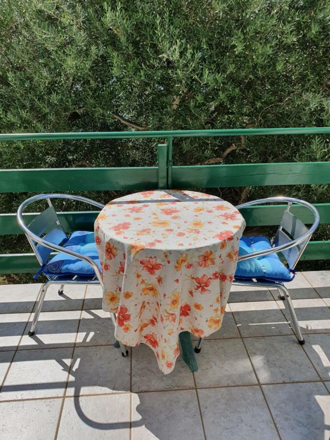 Apartmani Mira Supetarska Draga Luaran gambar